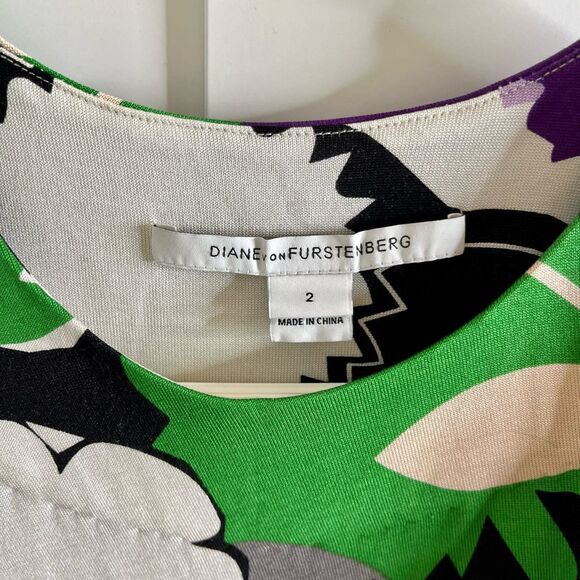 Diane Von Furstenberg sleeveless‎ Green And Purple Floral Pullover Dress Size 2 - Picture 5 of 9